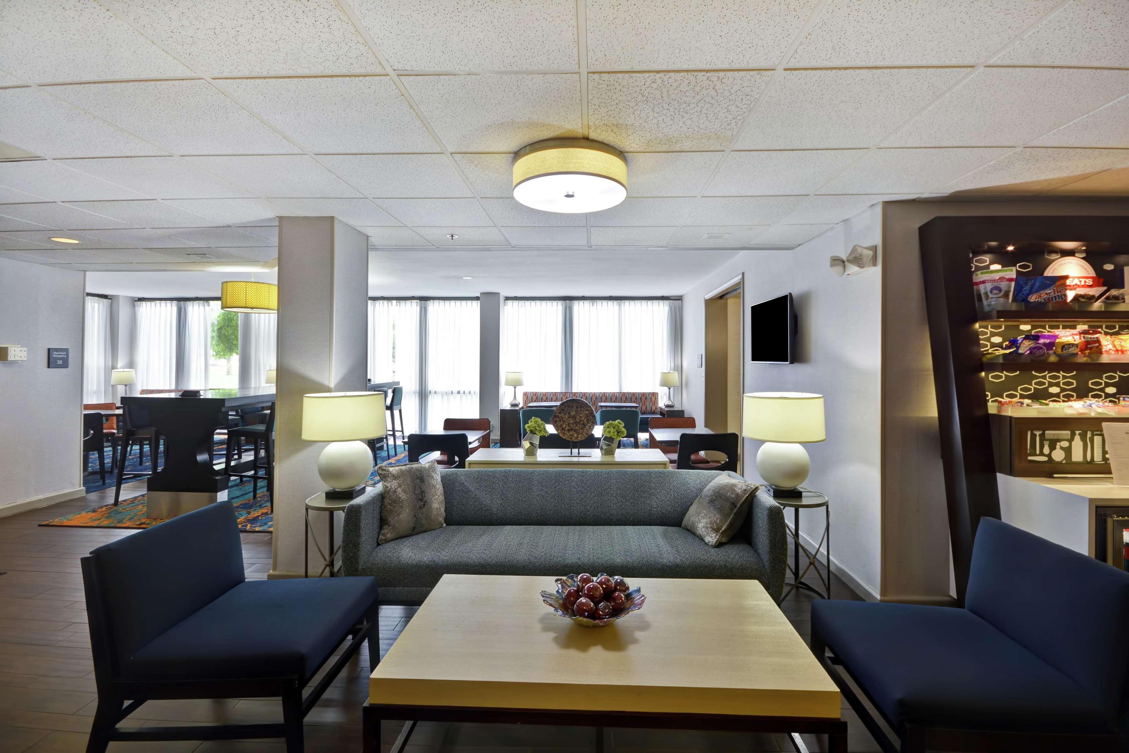 Hampton Inn Detroit Madison Heights South Troy Екстер'єр фото