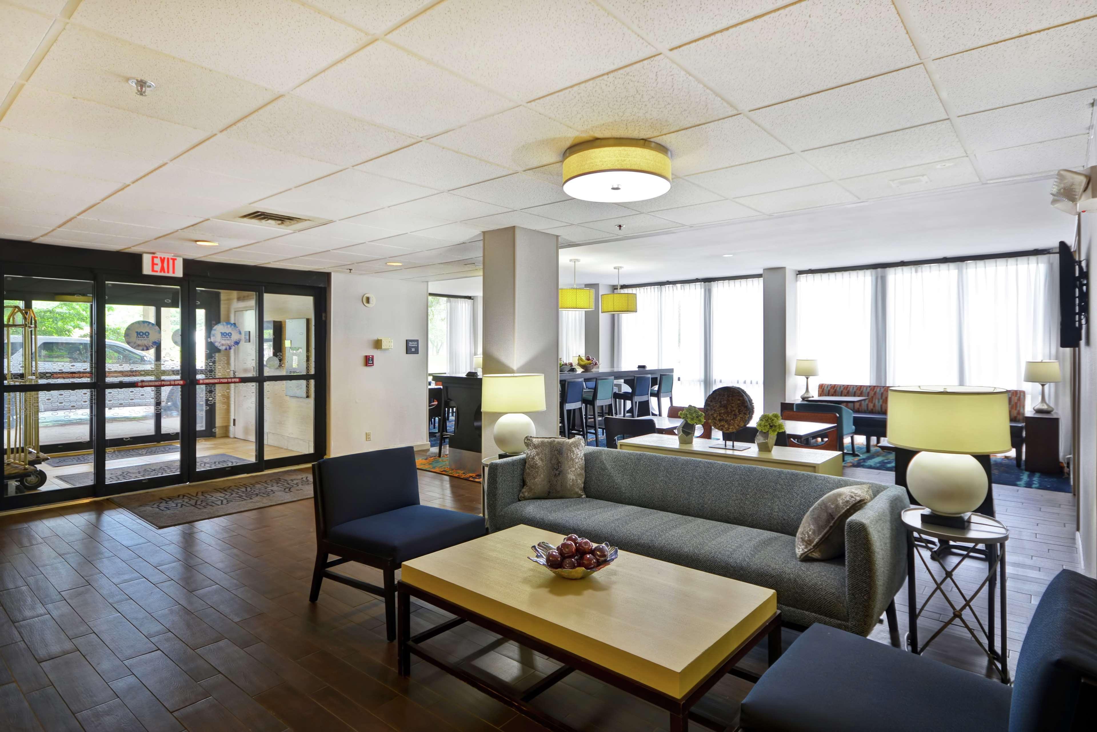 Hampton Inn Detroit Madison Heights South Troy Екстер'єр фото