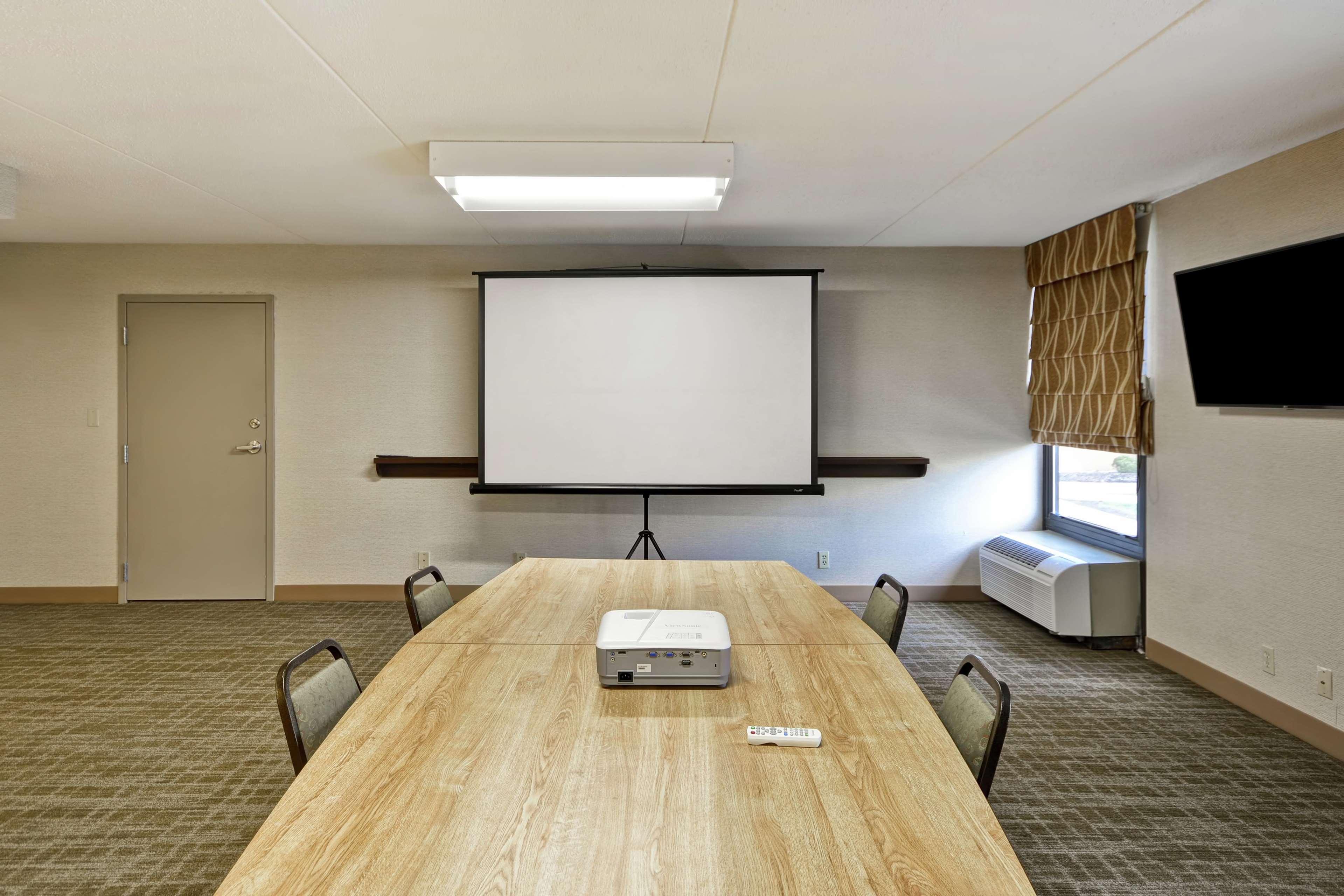 Hampton Inn Detroit Madison Heights South Troy Екстер'єр фото