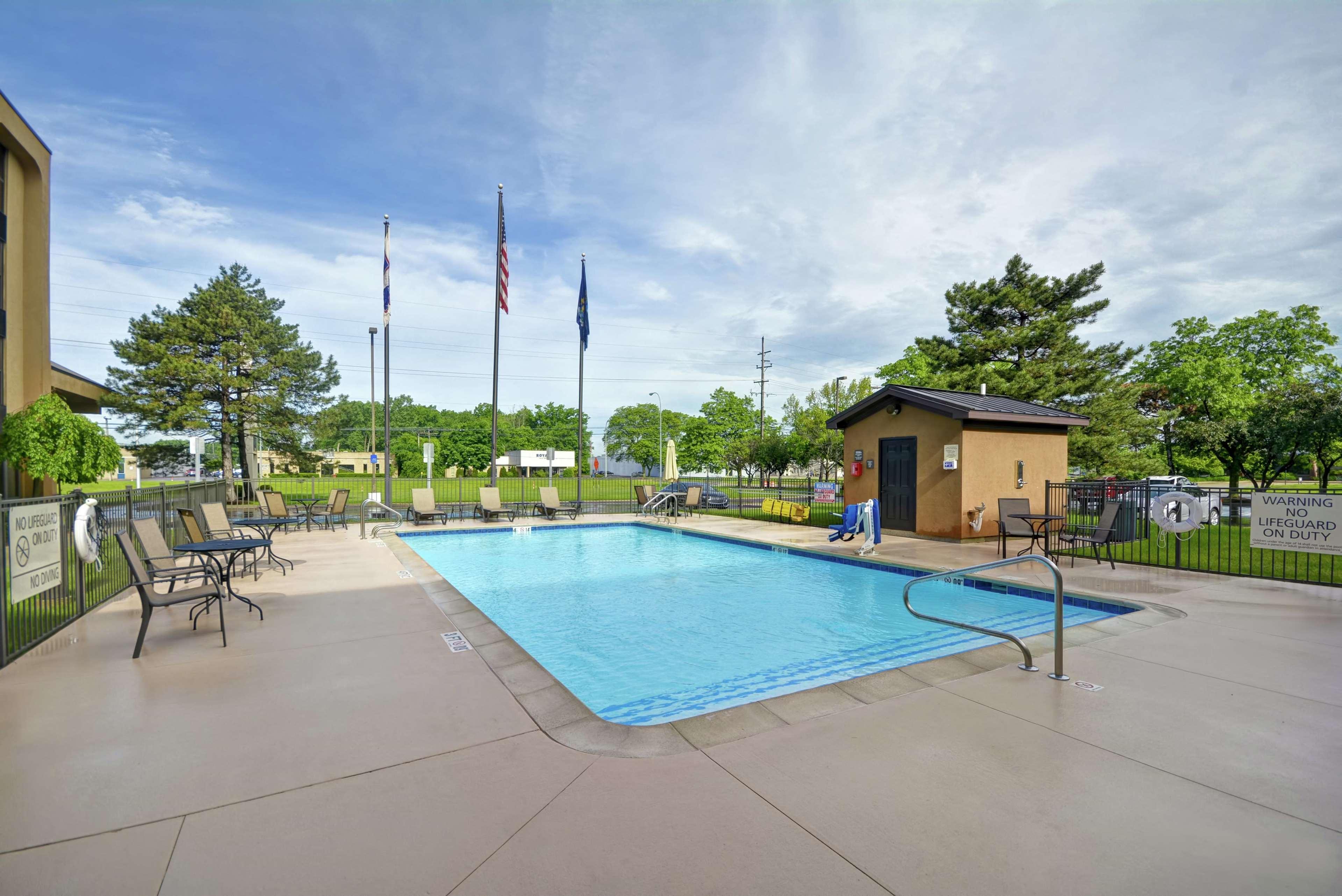 Hampton Inn Detroit Madison Heights South Troy Екстер'єр фото