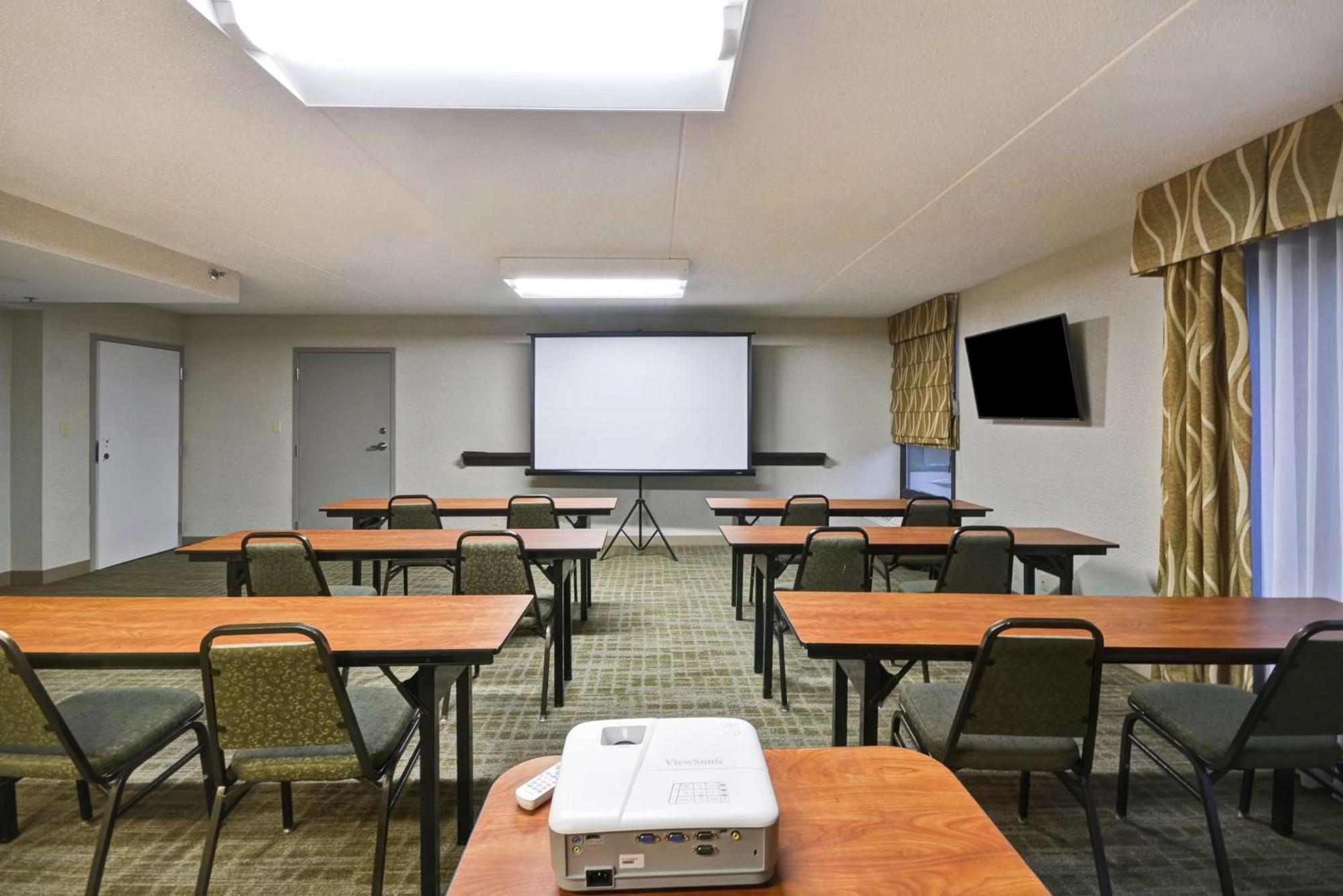 Hampton Inn Detroit Madison Heights South Troy Екстер'єр фото
