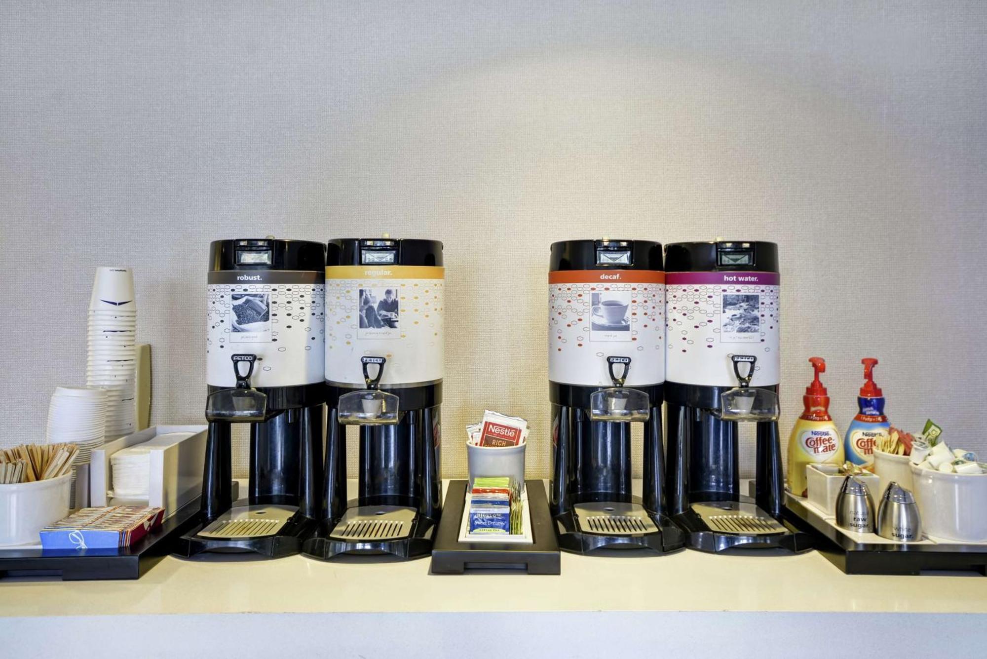 Hampton Inn Detroit Madison Heights South Troy Екстер'єр фото